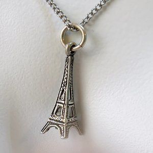 Eiffel Tower Paris France Charm Necklace Pendant 16” Silver Tone Chain Travel